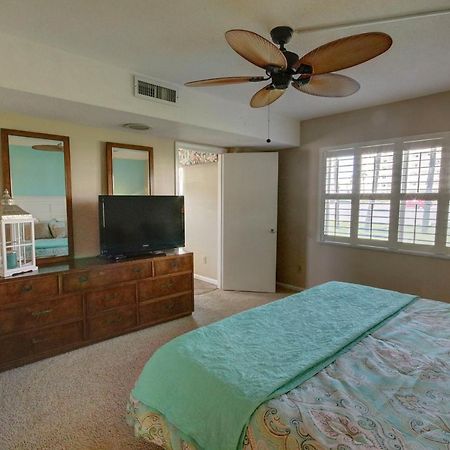 El Matador 110 - Ground Floor Unit With Easy Walk To The Beach! Villa Fort Walton Beach Bagian luar foto